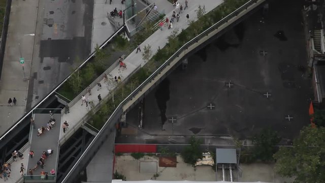 the new highline park in new york