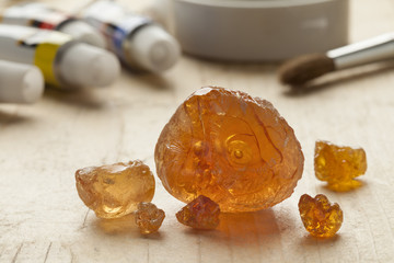  Pieces of Gum arabic