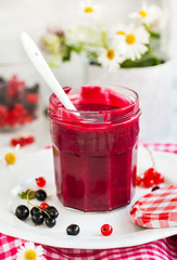 Homemade black currant curd (jam)