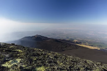 Papier Peint photo Lavable Volcan Panoramic view from summit crater