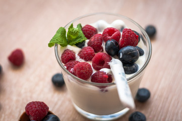 yogurt with raspberries and blueberries