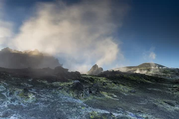 Crédence de cuisine en verre imprimé Volcan Etna: volcanic gases on the brink of the "Bocca Nuova"