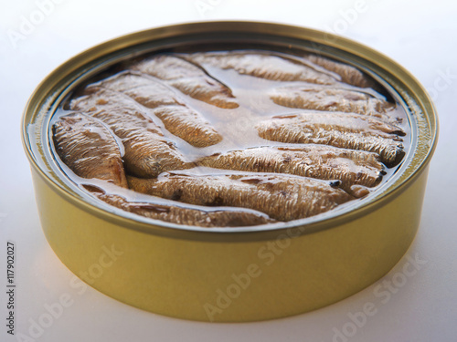 Ölsardinen Ölsardinen