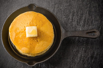 パンケーキとスキレット　 Pancake © norikko
