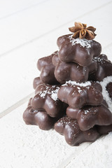 Chocolate gingerbread star 