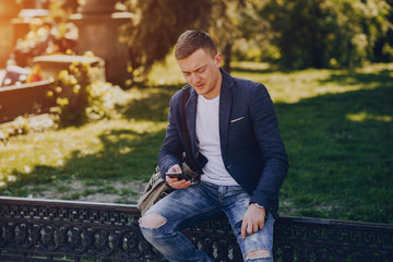 Obraz premium businessman working outdoors