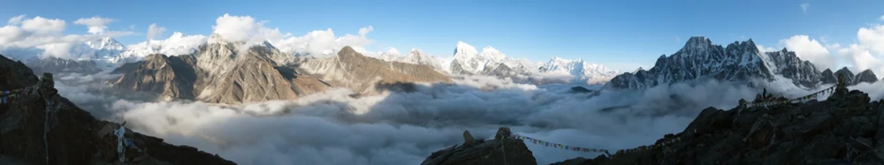 Papier Peint photo Cho Oyu panorama du mont Everest, du Lhotse, du Makalu et du Cho Oyu