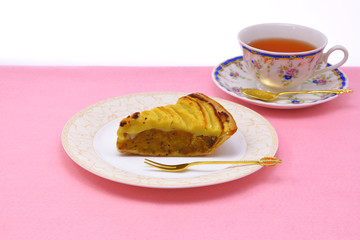 美味しいポテトケーキ/ホクホクのサツマイモをが美味しいショートケーキ