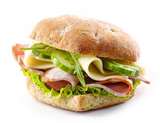 Wandaufkleber Sandwich mit Speck, Käse und Gurke © Mara Zemgaliete