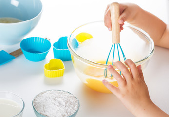 Child hash dough cupcakes