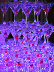 Cocktail glasses (pyramid)