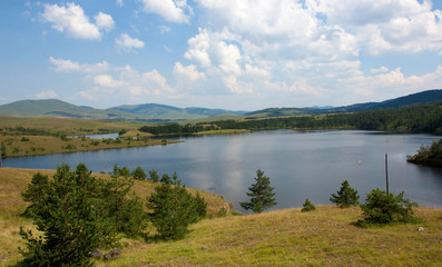 Obraz premium Lake on Mount Zlatibor