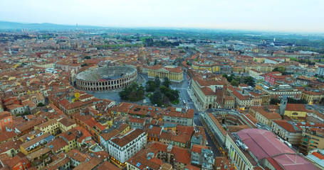 Obraz premium Beautiful red roofs of Verona