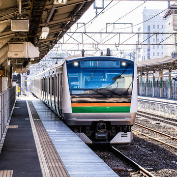 Fototapeta Japan train in the countryside