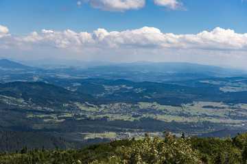 Fototapeta na wymiar Panorama of the Beskidy Mountains