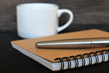 コーヒーとメモと筆記具
