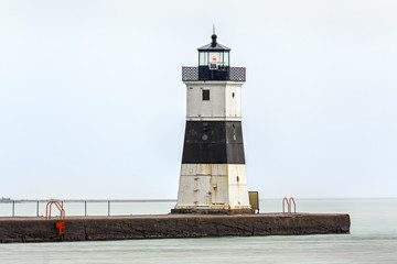 Presque Isle North Pierhead Lighthouse - obrazy, fototapety, plakaty