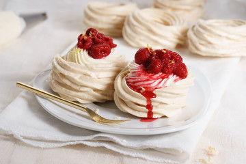 raspberry meringue