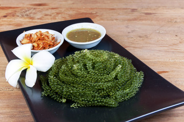 green caviar raw food © peachloveu