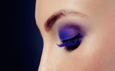 Fototapeta premium Beauty Portrait. Beautiful Spa Woman Touching her Face. Perfect Fresh Skin. Pure Beauty Model Girl. Youth and Skin Care Concept