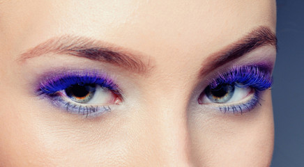 Obraz premium Beauty Portrait. Beautiful Spa Woman Touching her Face. Perfect Fresh Skin. Pure Beauty Model Girl. Youth and Skin Care Concept