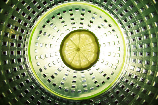 Il pezzo di lime. Astrazione.
