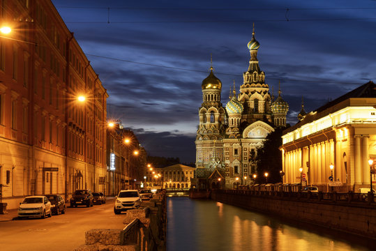 Night Saint-Petersburg view of the Savior on Spilled Blood