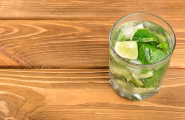 Cocktail mojito on table