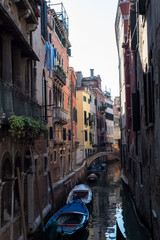 Obraz na płótnie Canvas Facades along the channels in the city of love Venice