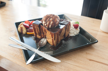 The ice cream honey toast with bread slice, for desert.