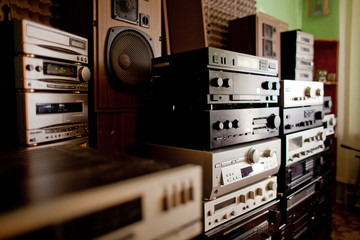 Old hi-fi receivers and tape deck recorders