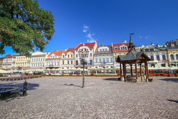 Fototapeta na wymiar Rzeszów / Widok na zabytkowy rynek