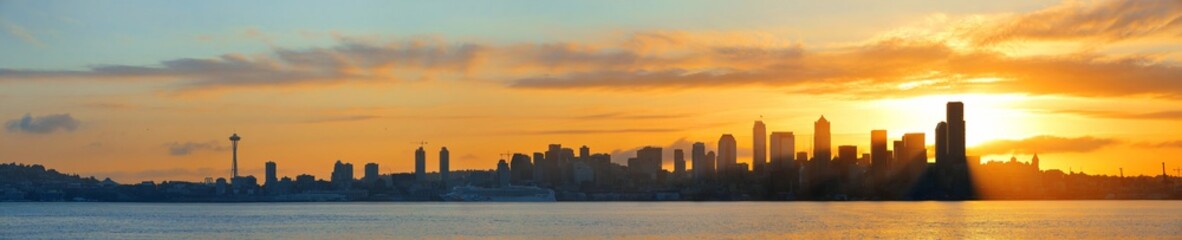 Fototapeta na wymiar Seattle sunrise