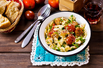 Farfalle pasta with sausage