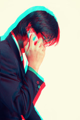 Naklejka premium Glitch effect;Businessman using smartphone.