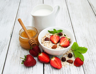 Muesli with strawberries