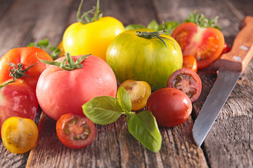 raw tomatoes