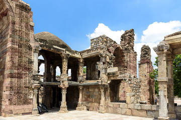 Fototapeta premium Qutub Minar Complex in New Delhi, India. World Tallest Brick Minaret.