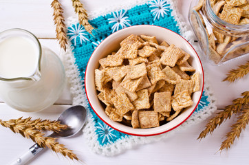 Cereal flakes for breakfast