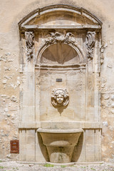 Fontaine à Pernes-les-Fontaines