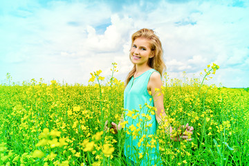 Fototapeta premium yellow meadow