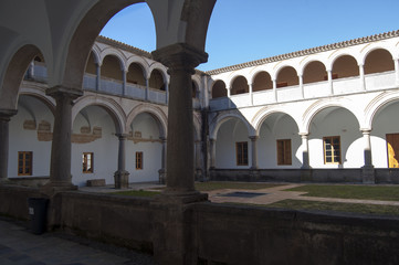 Claustro