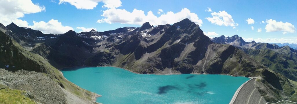 Wonderful panoramic mountain view in K&uuml;htai Tyrol
