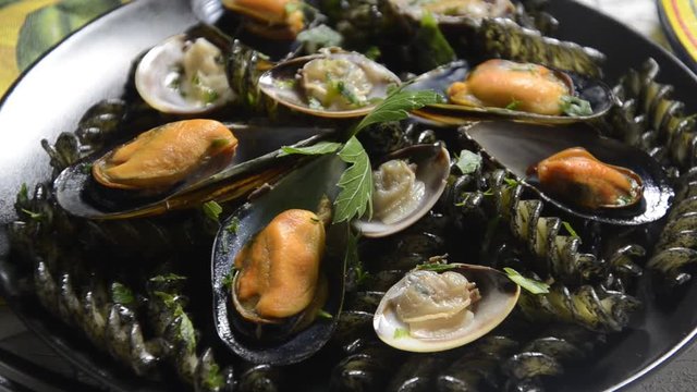 Sz&eacute;pia k&eacute;pzőműv&eacute;szet Tinta cefal&oacute;podos Sepia barwnik S&eacute;pia Encre de seiche Cuisine italienne Italsk&aacute; kuchyně Cucina italiana 이탈리아 요리 Italienische K&uuml;che Итальянская кухня
