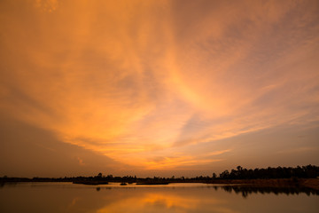 Obraz premium colorful sky at sunset background