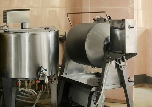 Dairy production equipment