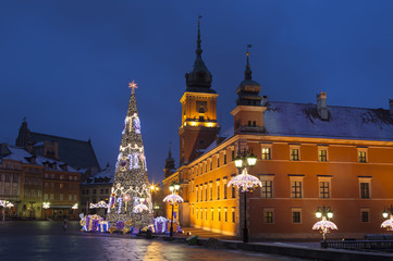 Fototapeta na wymiar Warsaw, Castle square in the Christmas holidays