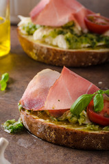 Toasted Tuscan bread with pesto