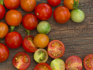 fresh cherry tomatoes