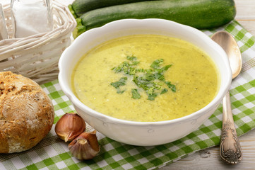 Vegetarian cream soup with zucchini and potatoes. 